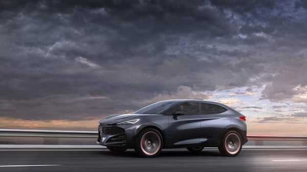 В Сети показали обновленную версию "заряженного" кроссовера Cupra Formentor 