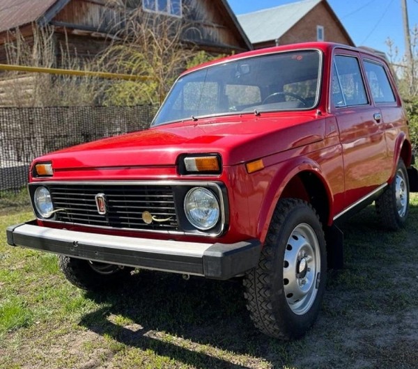 В Тольятти продают 43-летний внедорожник LADA Niva за 23 миллиона рублей
