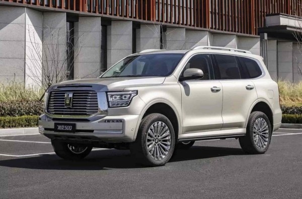 Владельцы Tank 500 сообщили недостатки большого внедорожника за 5,2 млн рублей Владельцы Tank 500 сообщили недостатки большого внедорожника за 5,2 млн рублей