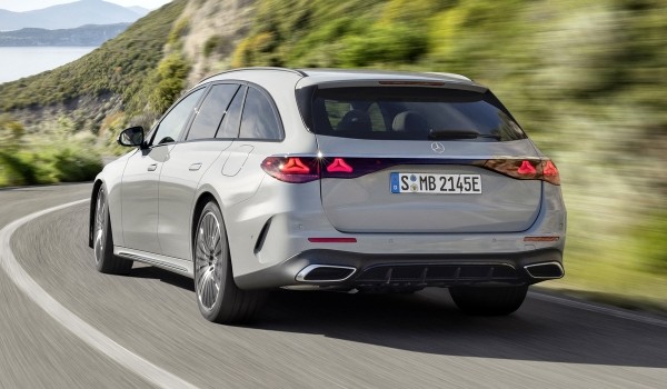 Новый Mercedes-Benz E-класса: представлен универсал Новый Mercedes-Benz E-класса: представлен универсал