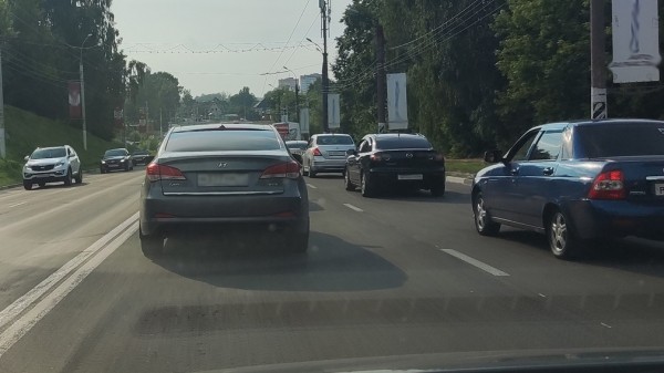 Большинство водителей РФ высказались против платных дорог