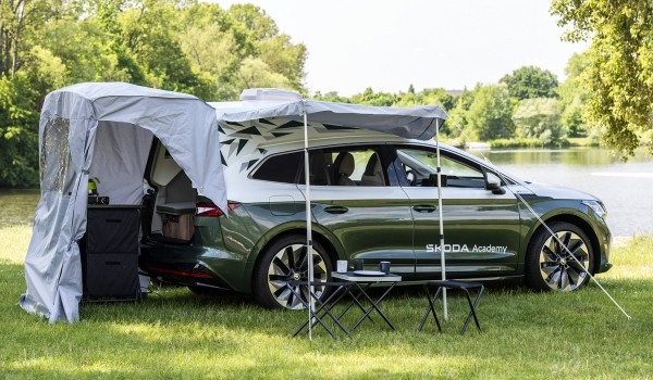 Представлен мобильный офис Skoda Roadiaq Представлен мобильный офис Skoda Roadiaq