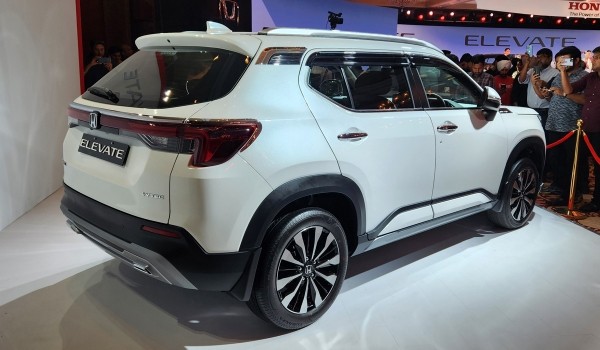 Представлен кроссовер Honda Elevate: упрощенный аналог HR-V Представлен кроссовер Honda Elevate: упрощенный аналог HR-V