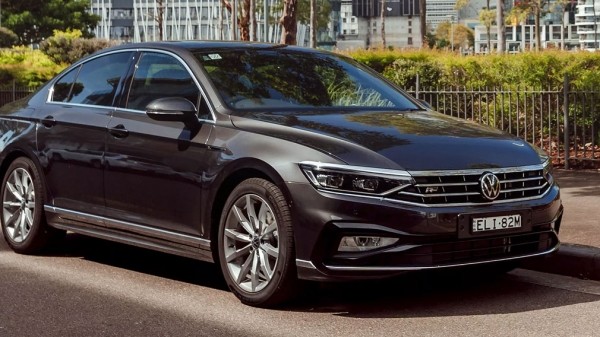 В Россию вернулись Volkswagen Passat, но уже из Китая В Россию вернулись Volkswagen Passat, но уже из Китая