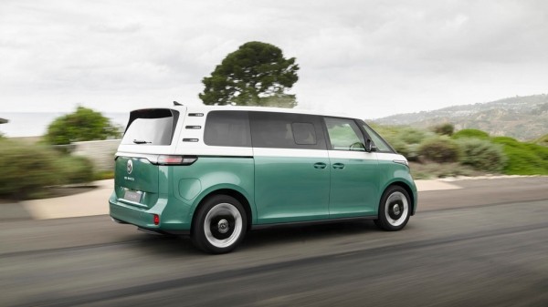 Volkswagen представил удлиненный электроминивэн ID.Buzz