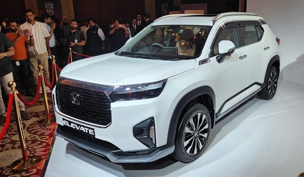 Представлен кроссовер Honda Elevate: упрощенный аналог HR-V Представлен кроссовер Honda Elevate: упрощенный аналог HR-V