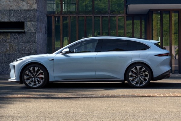 Представлен электрический универсал Nio ET5 Touring