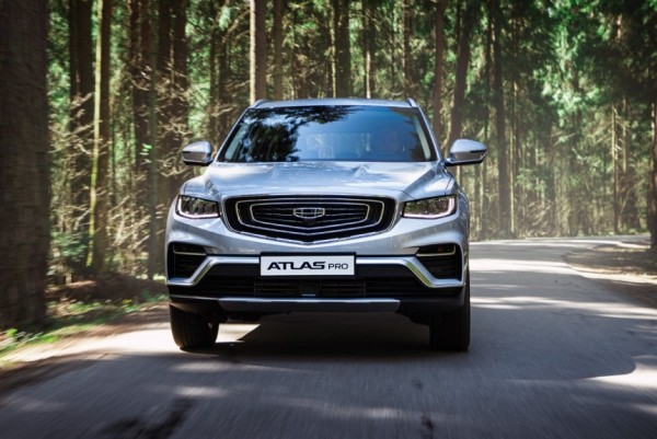 Geely Atlas Pro для России: меньше мощность