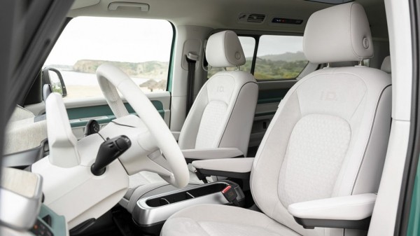 Volkswagen представил удлиненный электроминивэн ID.Buzz