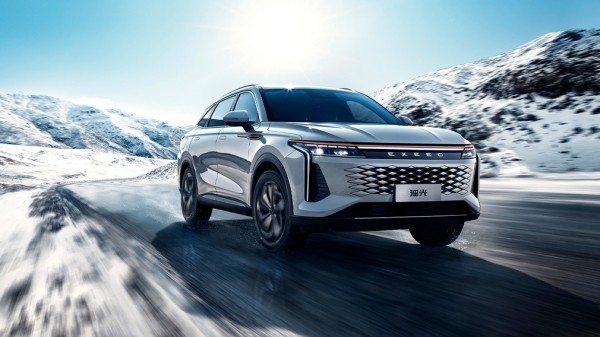 Кроссовер Exeed Yaoguang появился в РФ до старта официальных продаж