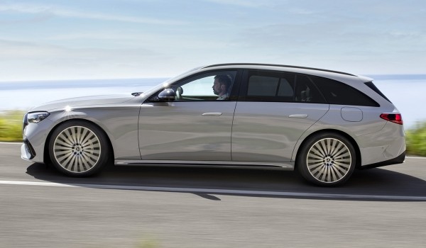Новый Mercedes-Benz E-класса: представлен универсал Новый Mercedes-Benz E-класса: представлен универсал