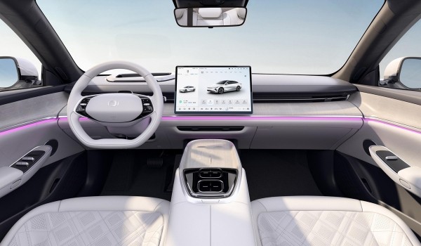 Лифтбек Qiyuan A07 стал первенцем нового бренда компании Changan Лифтбек Qiyuan A07 стал первенцем нового бренда компании Changan