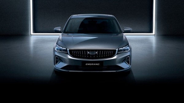 Перечислены главные минусы бюджетного китайского седана Geely Emgrand