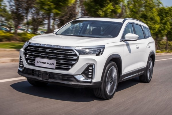 Кроссовер Jetour X90 Plus стал первой моделью бренда в России