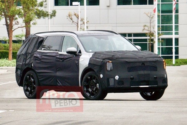 Обновленный Kia Sorento: изменятся внешность и интерьер Обновленный Kia Sorento: изменятся внешность и интерьер