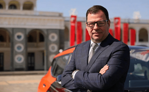 Aif.ru протестировал новое отечественное такси «Москвич 3»