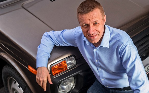 Автоэксперт Александр Виноградов назвал проверенный седан с пробегом по цене до 900 тысяч рублей Автоэксперт Александр Виноградов назвал проверенный седан с пробегом по цене до 900 тысяч рублей