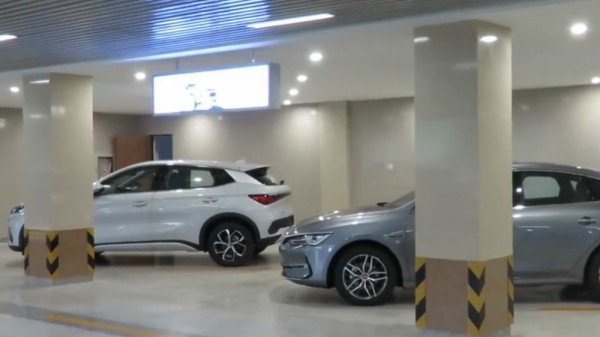 Автомобили BYD поступили в продажу в Северной Корее