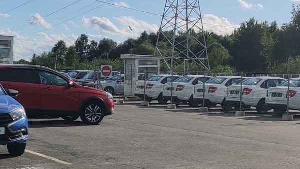 К 2027 году в Санкт-Петербурге будут выпускать до 100 тыс. авто LADA К 2027 году в Санкт-Петербурге будут выпускать до 100 тыс. авто LADA