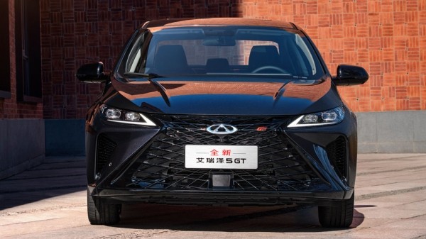 Спортивный седан OMODA S5 GT получил сертификат в России Спортивный седан OMODA S5 GT получил сертификат в России