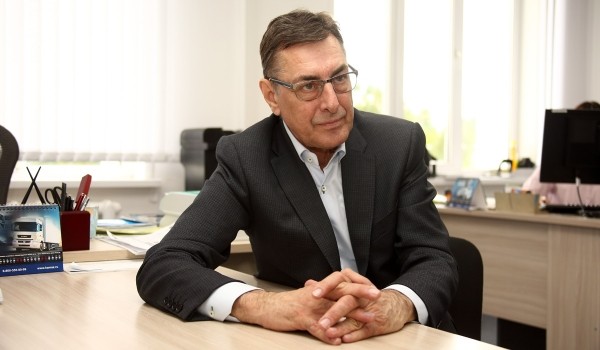 Дайджест дня: гибридный Hilux, новый директор Москвича и другие события индустрии Дайджест дня: гибридный Hilux, новый директор Москвича и другие события индустрии