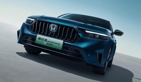 Седан Honda Inspire дебютировал с новой гибридной системой