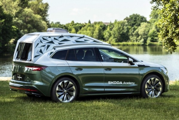 Представлен мобильный офис Skoda Roadiaq Представлен мобильный офис Skoda Roadiaq