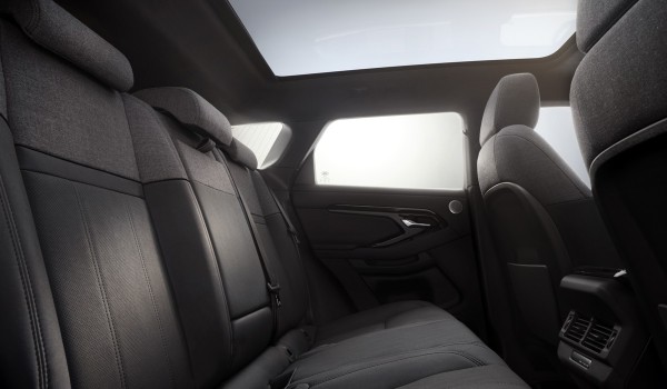 Range Rover Evoque обновлен в духе минимализма Range Rover Evoque обновлен в духе минимализма