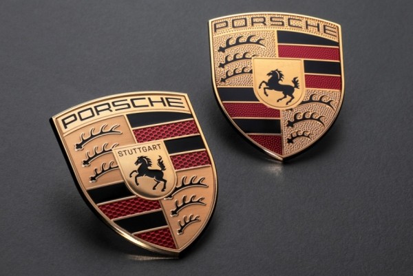 Дайджест дня: обновленный логотип Porsche, продление упрощенки и другие события индустрии Дайджест дня: обновленный логотип Porsche, продление упрощенки и другие события индустрии