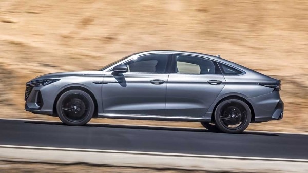 Компания Chery объявила скидки на свою новую модель в России, но с условиями Компания Chery объявила скидки на свою новую модель в России, но с условиями