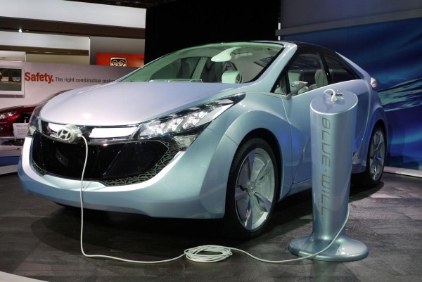 Компания Hyundai инвестирует в развитие электромобилей 28 млрд долларов Компания Hyundai инвестирует в развитие электромобилей 28 млрд долларов