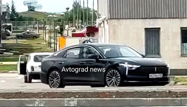 На «АвтоВАЗе» сфотографировали китайский лифтбек FAW Bestune B70