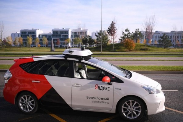 Почти половина россиян выступила против беспилотных автомобилей Почти половина россиян выступила против беспилотных автомобилей