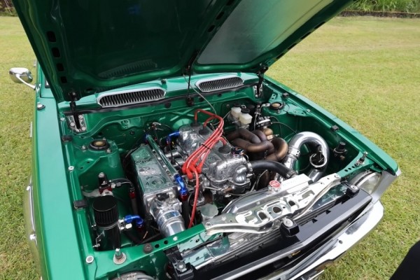 Под капотом этой Toyota Corolla 1972 года находится 450 л.с.