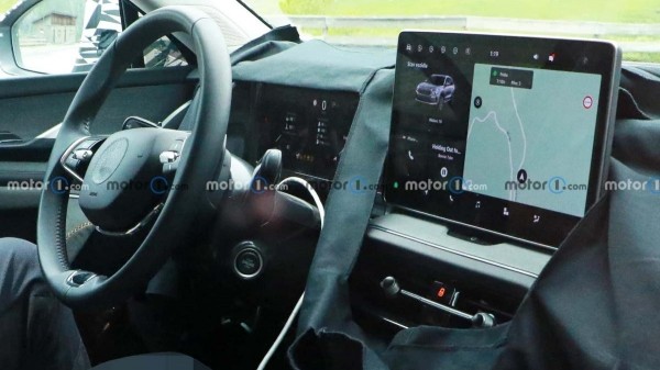 Показан интерьер обновленного кроссовера Skoda Kodiaq 2024 года 