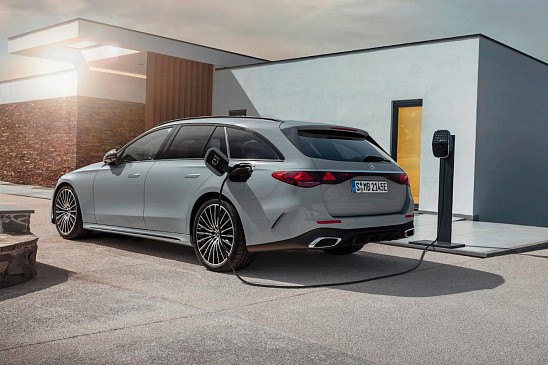 Полностью электрический Mercedes-Benz EQG замечен на серии тестов Полностью электрический Mercedes-Benz EQG замечен на серии тестов