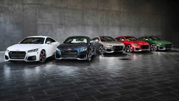 Смотрите, как Audi TT RS разогнался до максимальной скорости в 290 км/ч Смотрите, как Audi TT RS разогнался до максимальной скорости в 290 км/ч