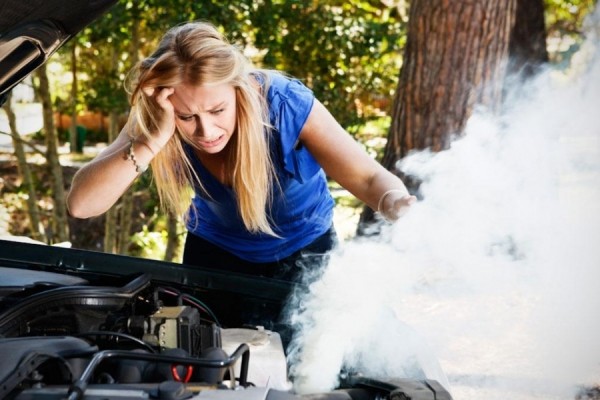 Топ-5 летних поломок автомобилей, с которыми часто сталкиваются водители Топ-5 летних поломок автомобилей, с которыми часто сталкиваются водители