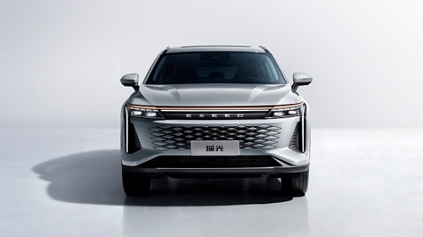 Владельцы автомашин Exeed из России получили право на бесплатный проезд по платным трассам