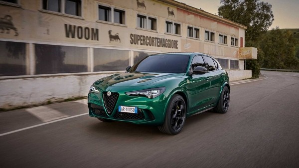Все модели Alfa Romeo Giulia и Stelvio Quadrifoglio в честь 100-летия бренда распроданы Все модели Alfa Romeo Giulia и Stelvio Quadrifoglio в честь 100-летия бренда распроданы