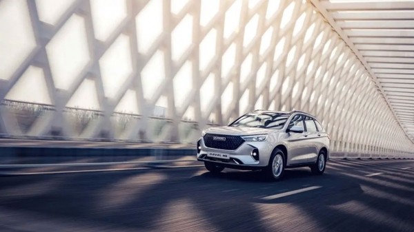 Названы цены на новый бюджетный кроссовер Haval M6 для РФ