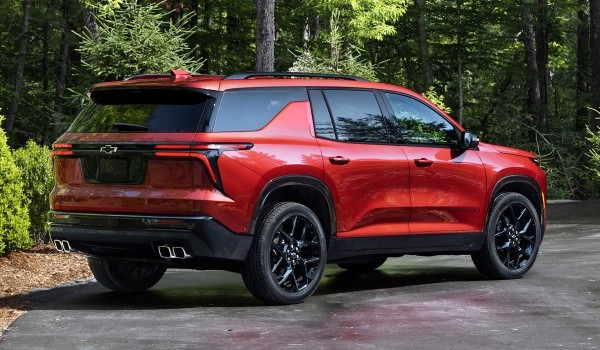 Большой кроссовер Chevrolet Traverse: третье поколение Большой кроссовер Chevrolet Traverse: третье поколение