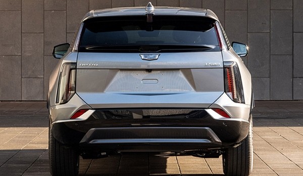 Кроссовер Cadillac Optiq, седан Avatr и другие утечки из Китая Кроссовер Cadillac Optiq, седан Avatr и другие утечки из Китая