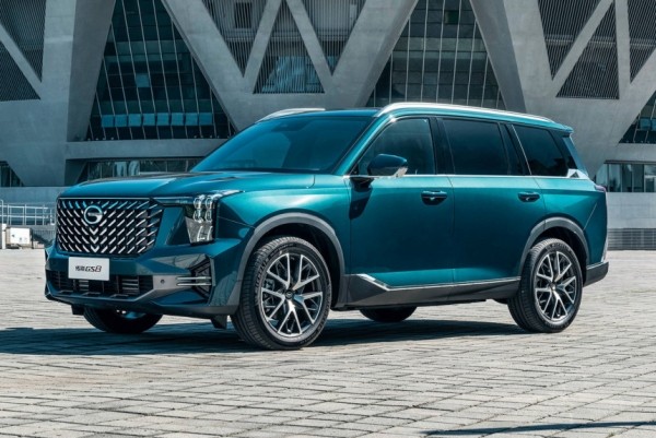 Кроссовер GAC GS8 второго поколения: цены в России Кроссовер GAC GS8 второго поколения: цены в России