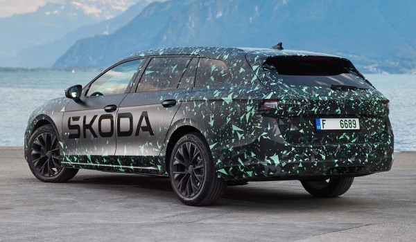 Новая Skoda Superb: камуфляж и подробности Новая Skoda Superb: камуфляж и подробности