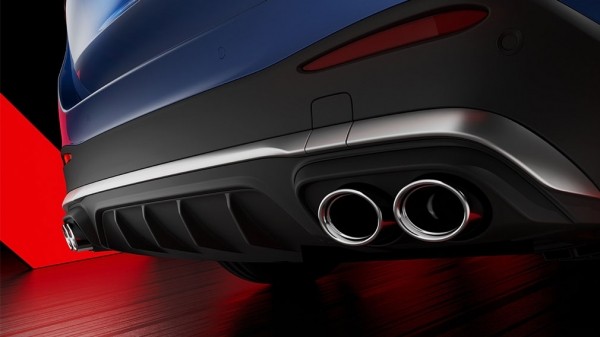 Дебютировал кроссовер Mercedes-AMG GLC в самой мощной гибридной версии