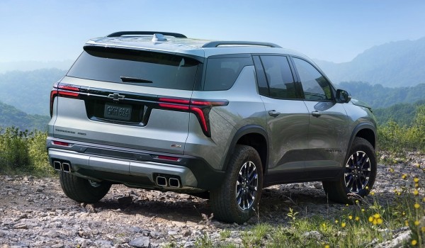 Большой кроссовер Chevrolet Traverse: третье поколение Большой кроссовер Chevrolet Traverse: третье поколение