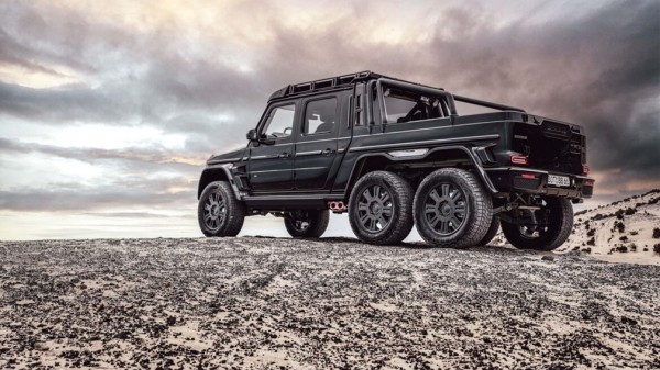Brabus представил два огромных шестиколесных пикапа мощностью 800 и 900 л.с. Brabus представил два огромных шестиколесных пикапа мощностью 800 и 900 л.с.