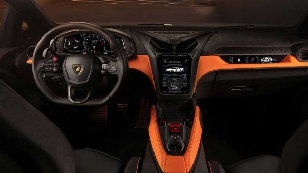 Суперкар Lamborghini Revuelto пользуется ажиотажным спросом