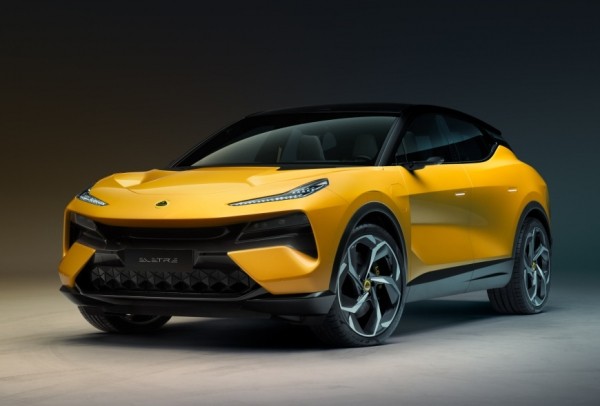 Автодилер поделился новой тенденцией на авторынке России в 2023 году